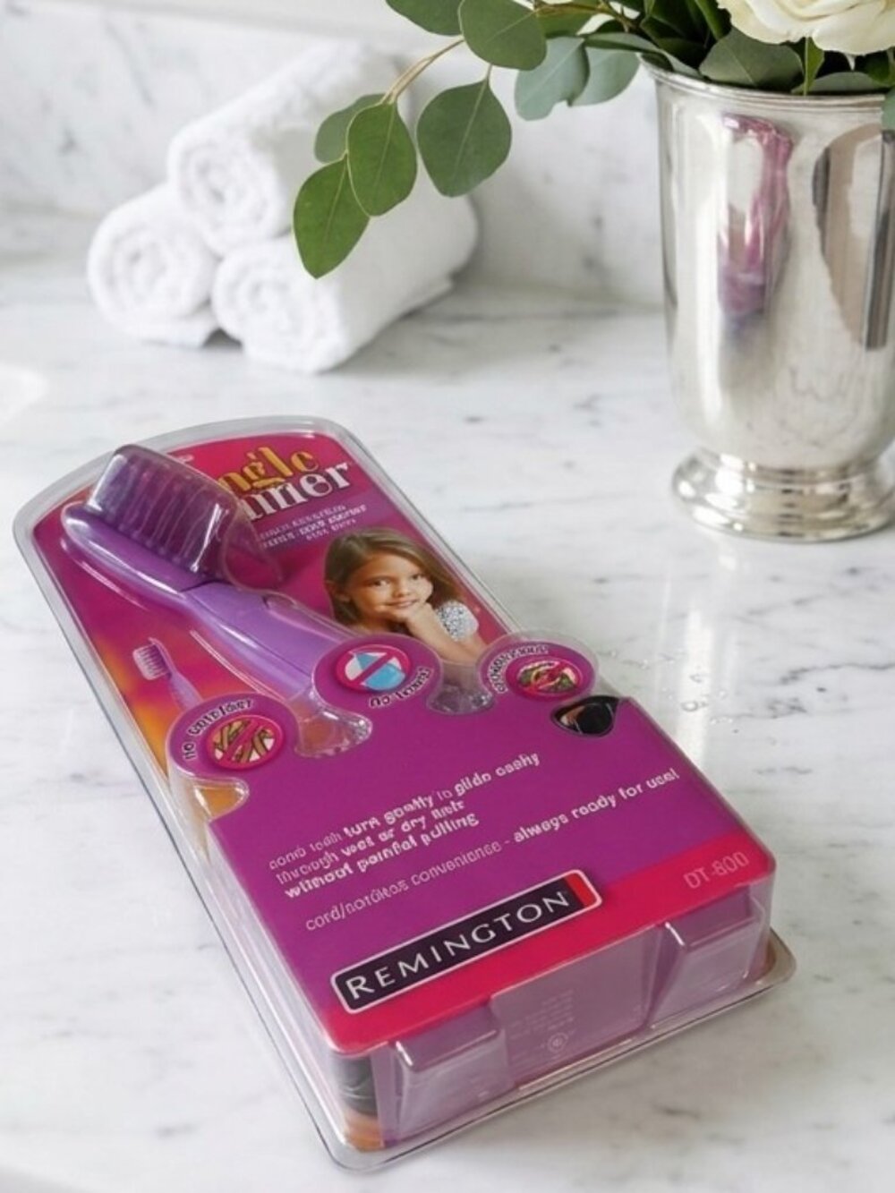 New Remington Tangle Tamer DT-800 Electric Detangling Brush Cord/Cordless NWT
